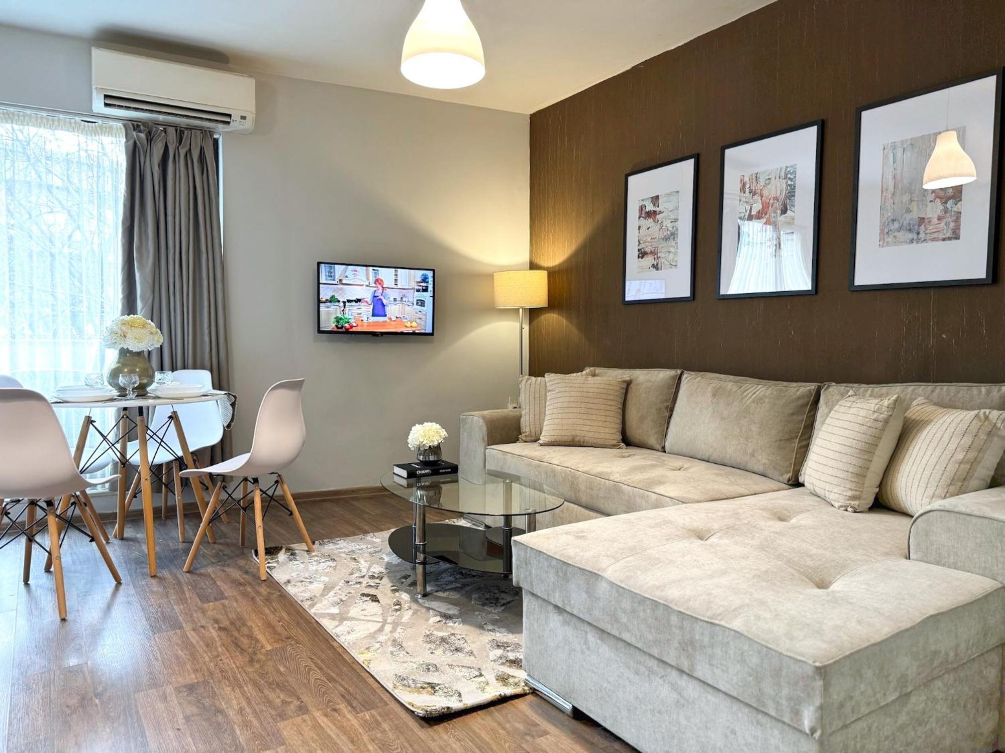 Top Centre Plovdiv Apt. With Parking For 4 Guests Extérieur photo